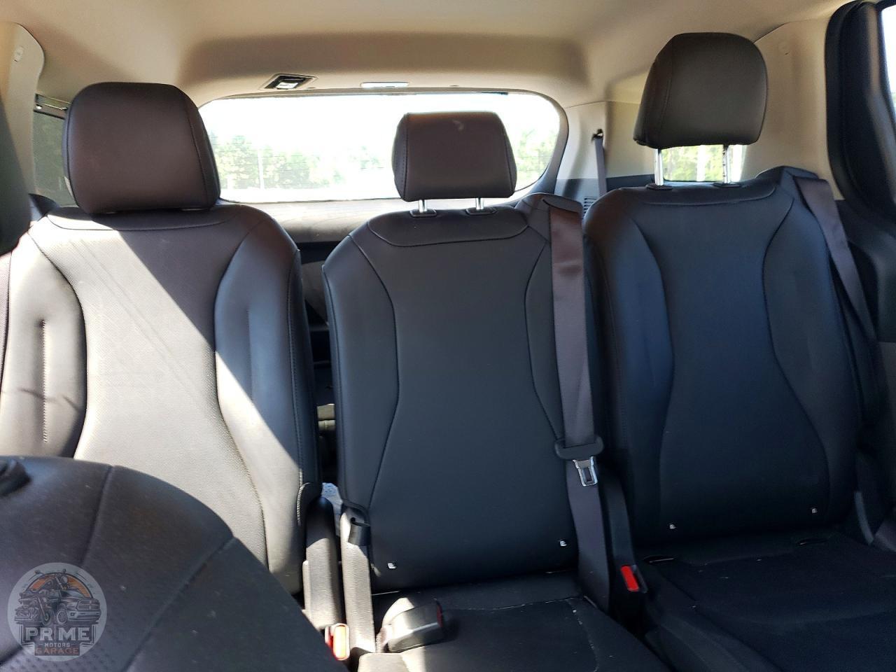 2025 KIA CARNIVAL — фото 10