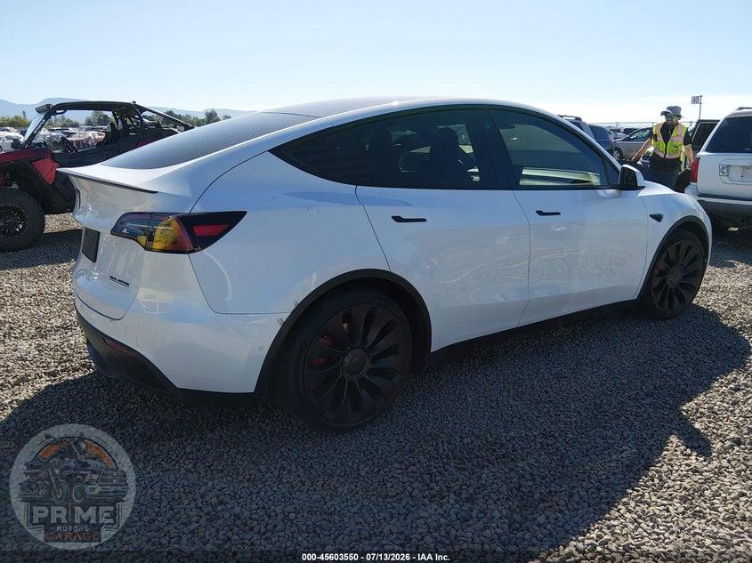 2022 TESLA MODEL Y PERFORMANCE DUAL MOTOR ALL-WHEEL DRIVE — фото 4