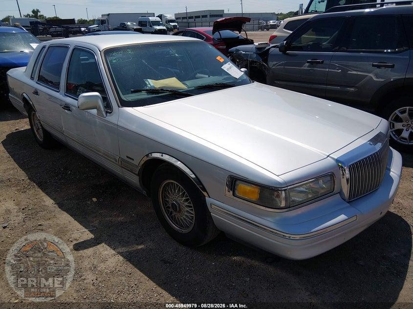 1996 LINCOLN TOWN CAR SGN/DMND ANV/CYPRESS/JN — фото 1