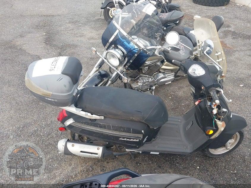 2016 KYMCO USA INC LIKE 200I — фото 12