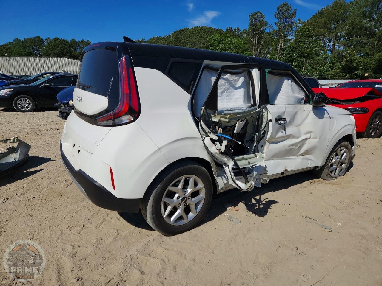 2023 KIA SOUL — фото 3