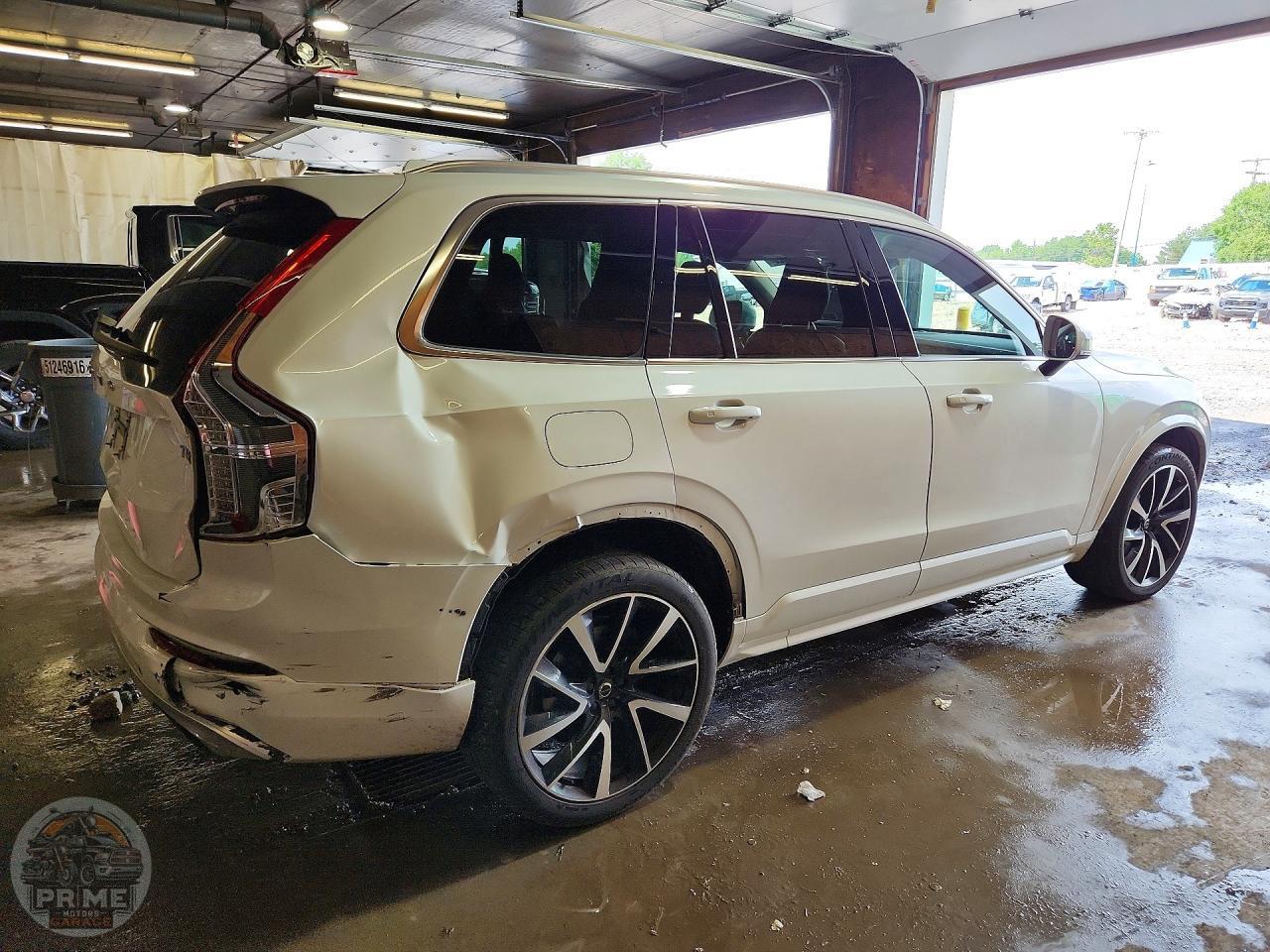 2021 VOLVO XC90 — фото 2