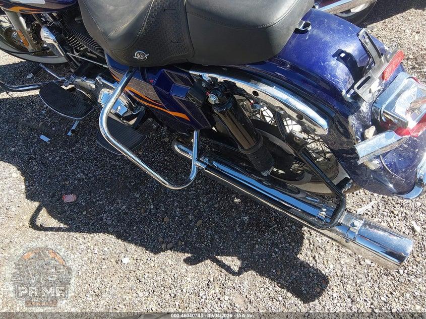 2012 HARLEY-DAVIDSON FLHRC (ROAD KING CLASSIC) ROAD KING CLASSIC — фото 18
