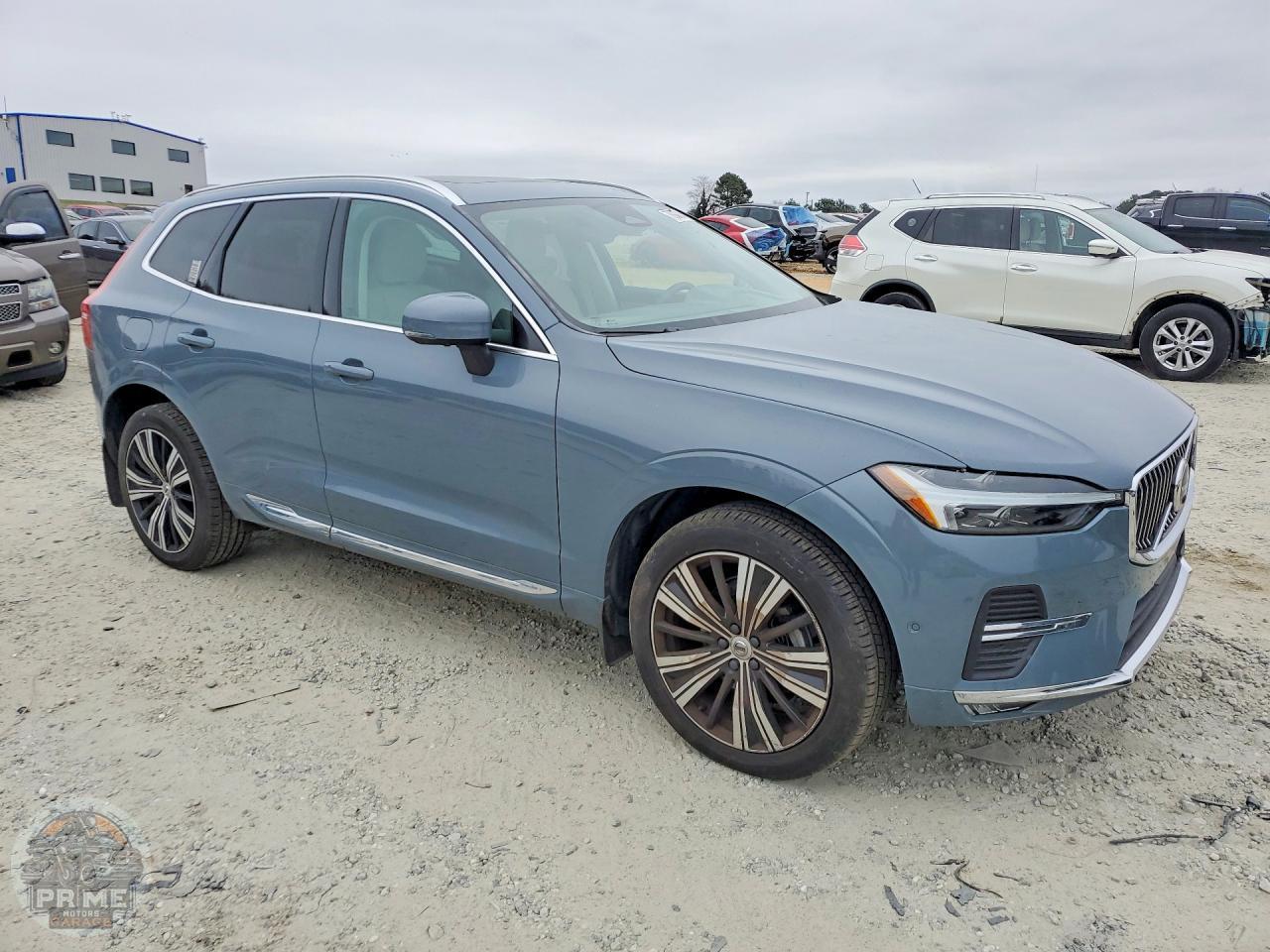 2023 VOLVO XC60 — фото 4