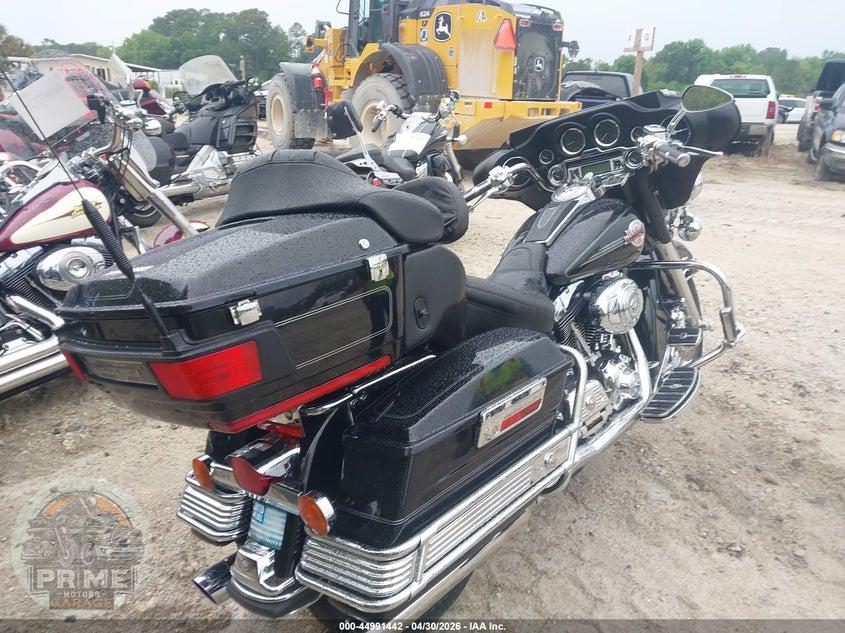 2007 HARLEY-DAVIDSON FLHTCUI (ULTRA CLASSIC ELECTRA GLIDE) — фото 4
