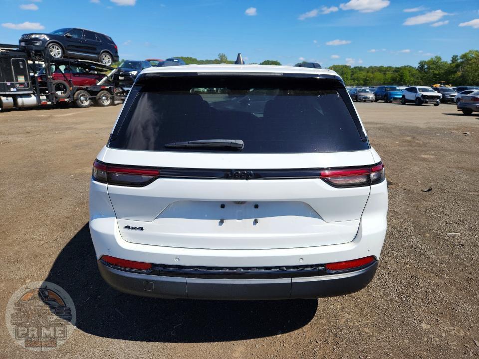 2023 JEEP GRAND CHEROKEE — фото 6