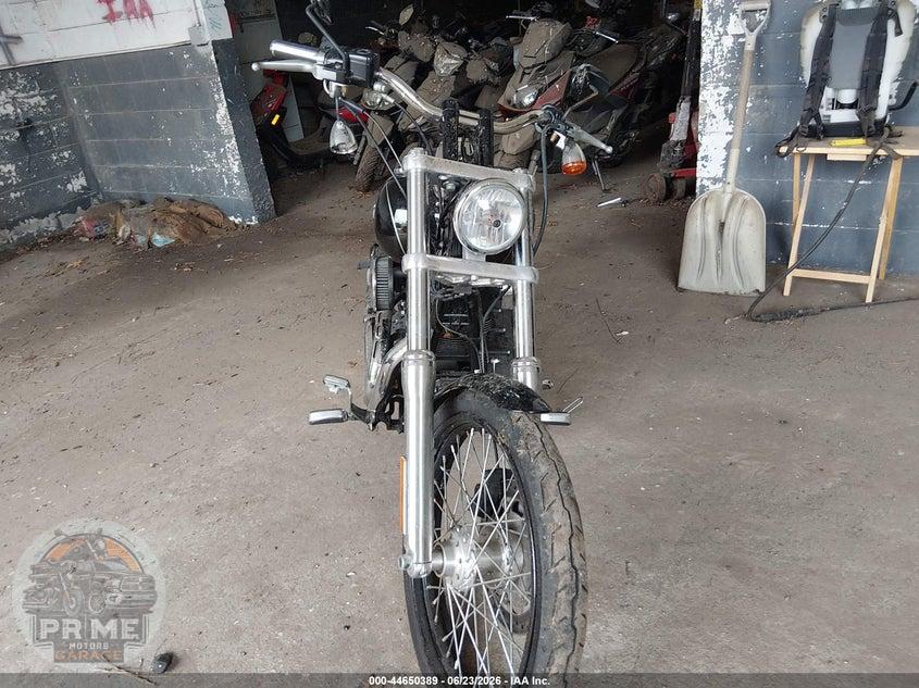 2017 HARLEY-DAVIDSON FXDWG (DYNA WIDE GLIDE) DYNA WIDE GLIDE — фото 5