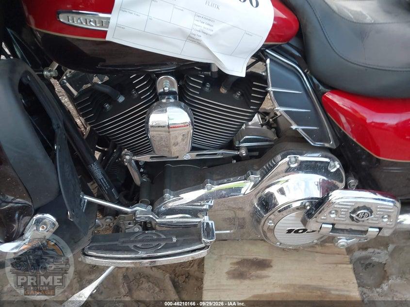 2011 HARLEY-DAVIDSON FLHTK (ULTRA LIMITED) — фото 9