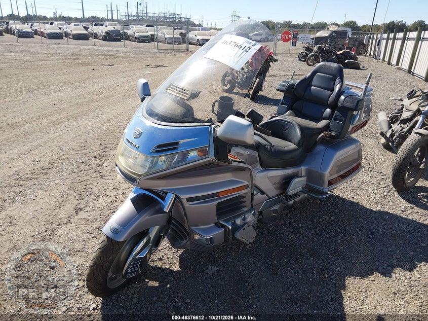 1999 HONDA GL1500 SE12 — фото 2