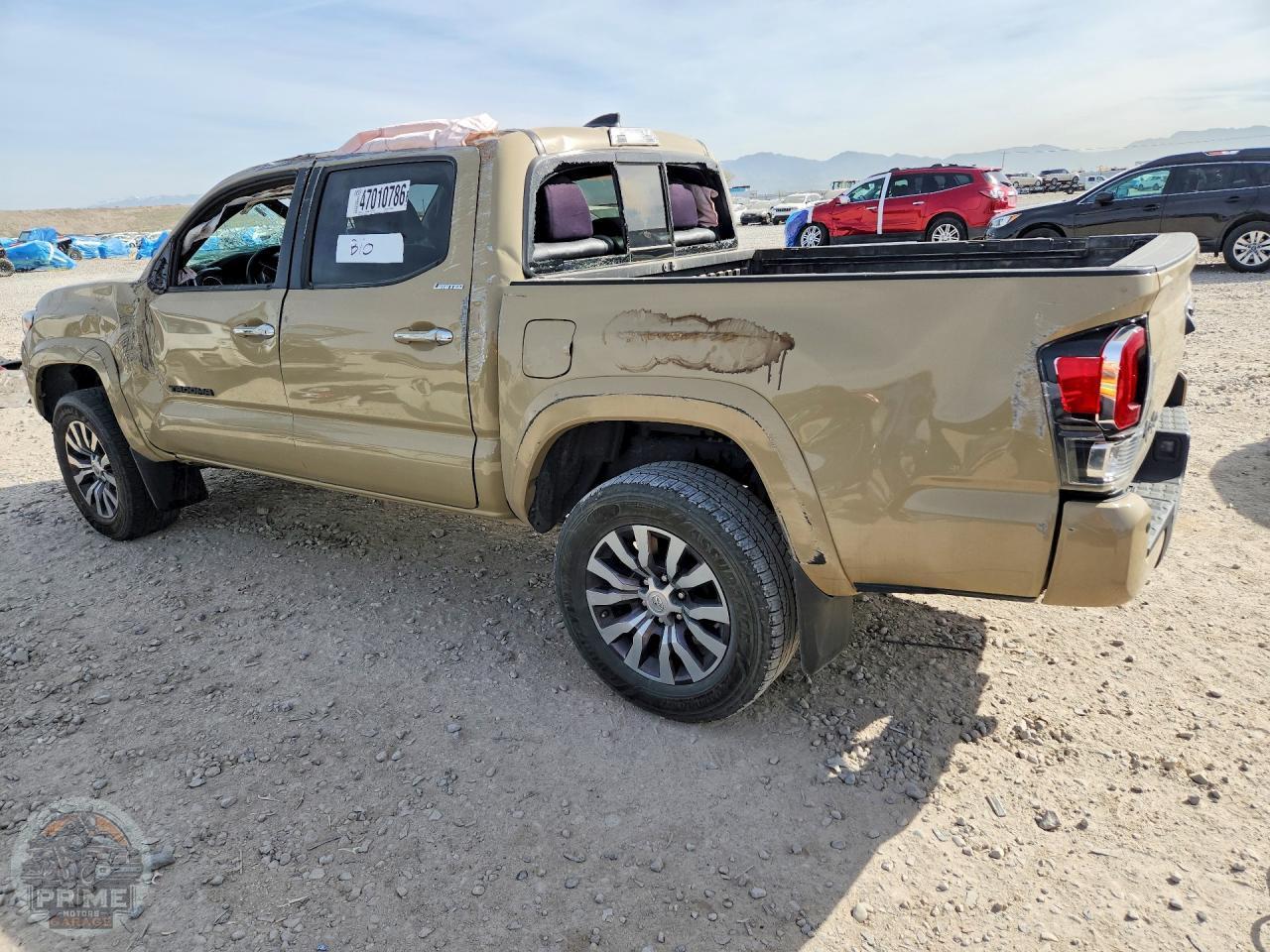 2020 TOYOTA TACOMA — фото 2