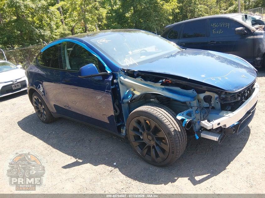 2022 TESLA MODEL Y LONG RANGE DUAL MOTOR ALL-WHEEL DRIVE — фото 1