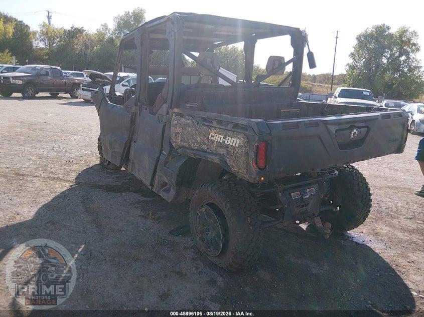 2021 CAN-AM DEFENDER MAX XT HD10 — фото 3