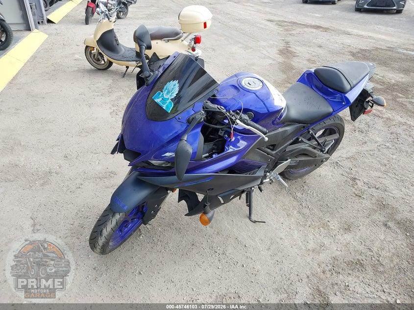 2023 YAMAHA YZFR3 A — фото 2
