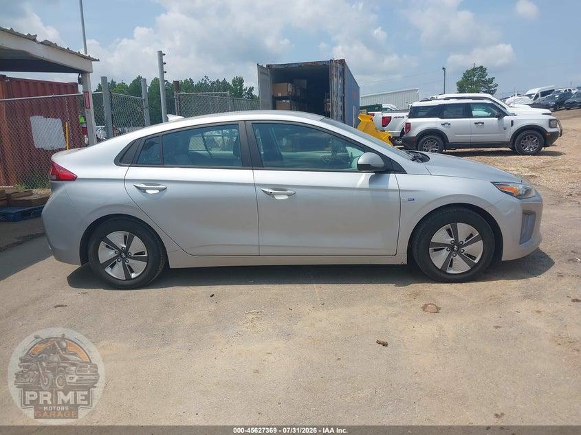 2020 HYUNDAI IONIQ HYBRID BLUE — фото 17