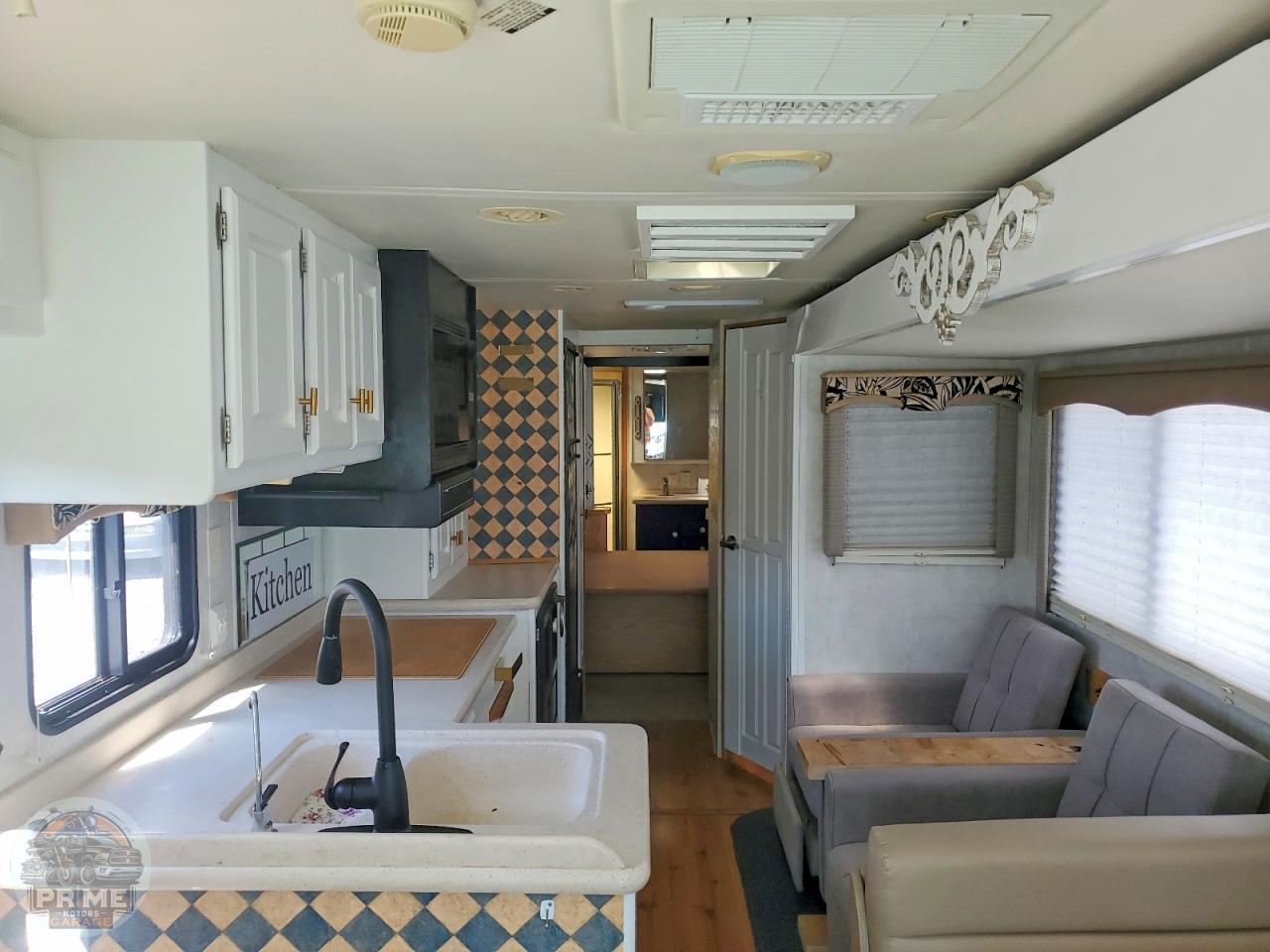 2002 WORKHORSE MOTORHOME — фото 17