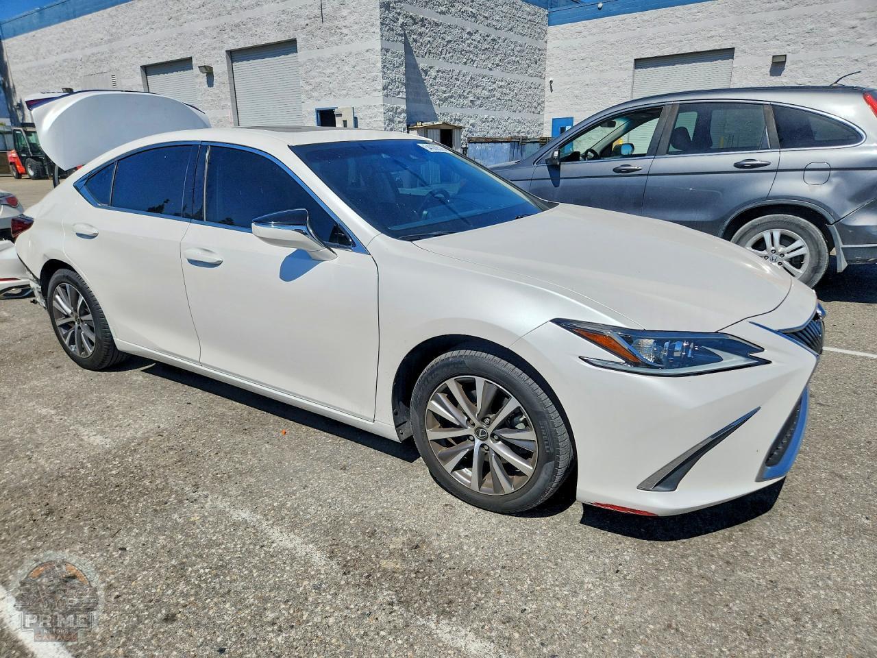 2020 LEXUS ES — фото 4