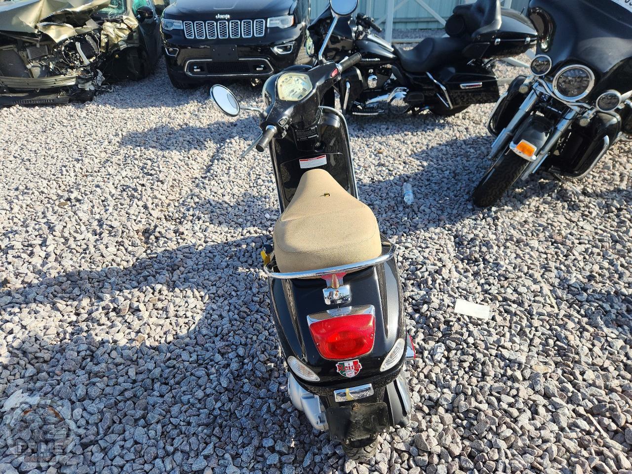 2013 VESPA LX — фото 4