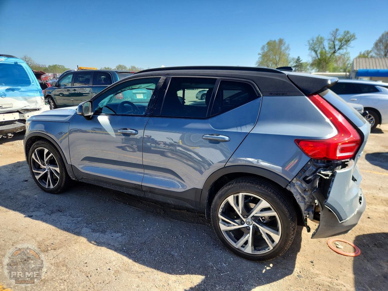 2020 VOLVO XC40 — фото 2