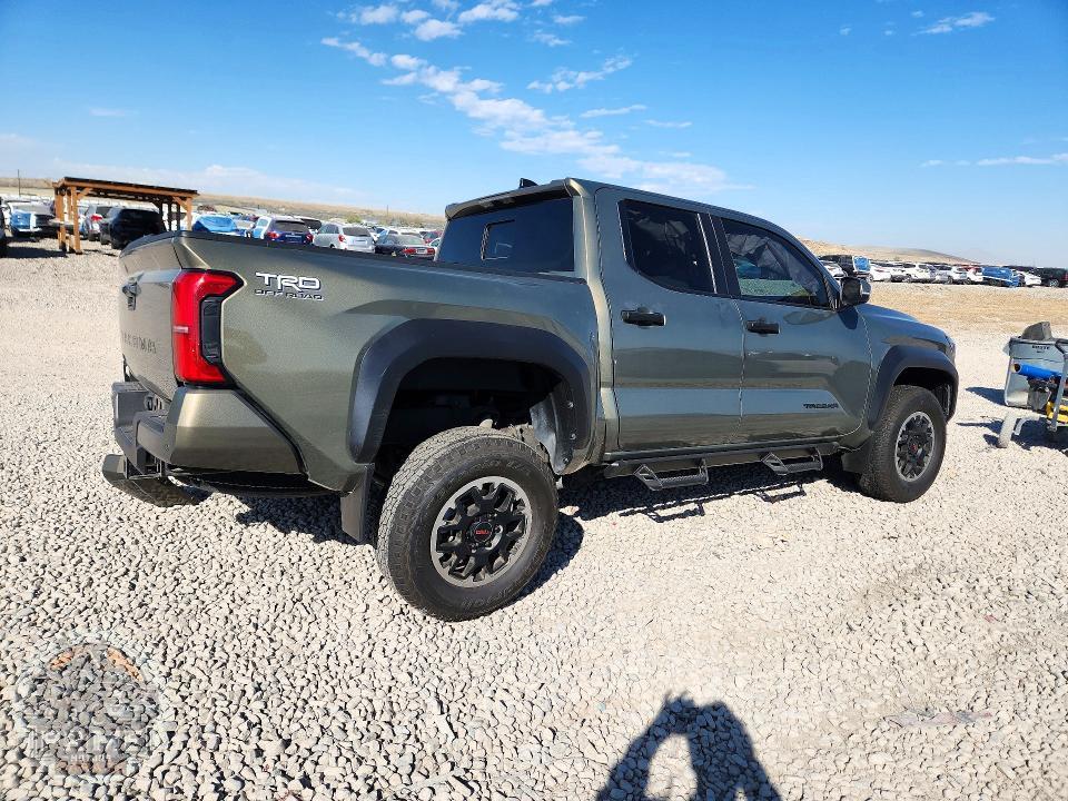 2024 TOYOTA TACOMA — фото 3