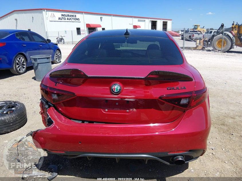 2019 ALFA ROMEO GIULIA TI SPORT RWD — фото 17