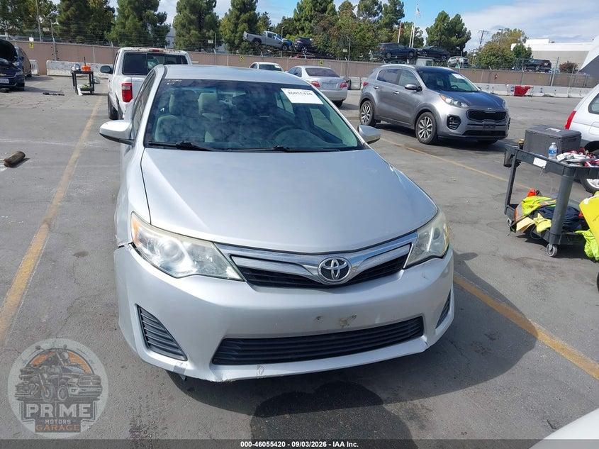 2014 TOYOTA CAMRY LE — фото 13