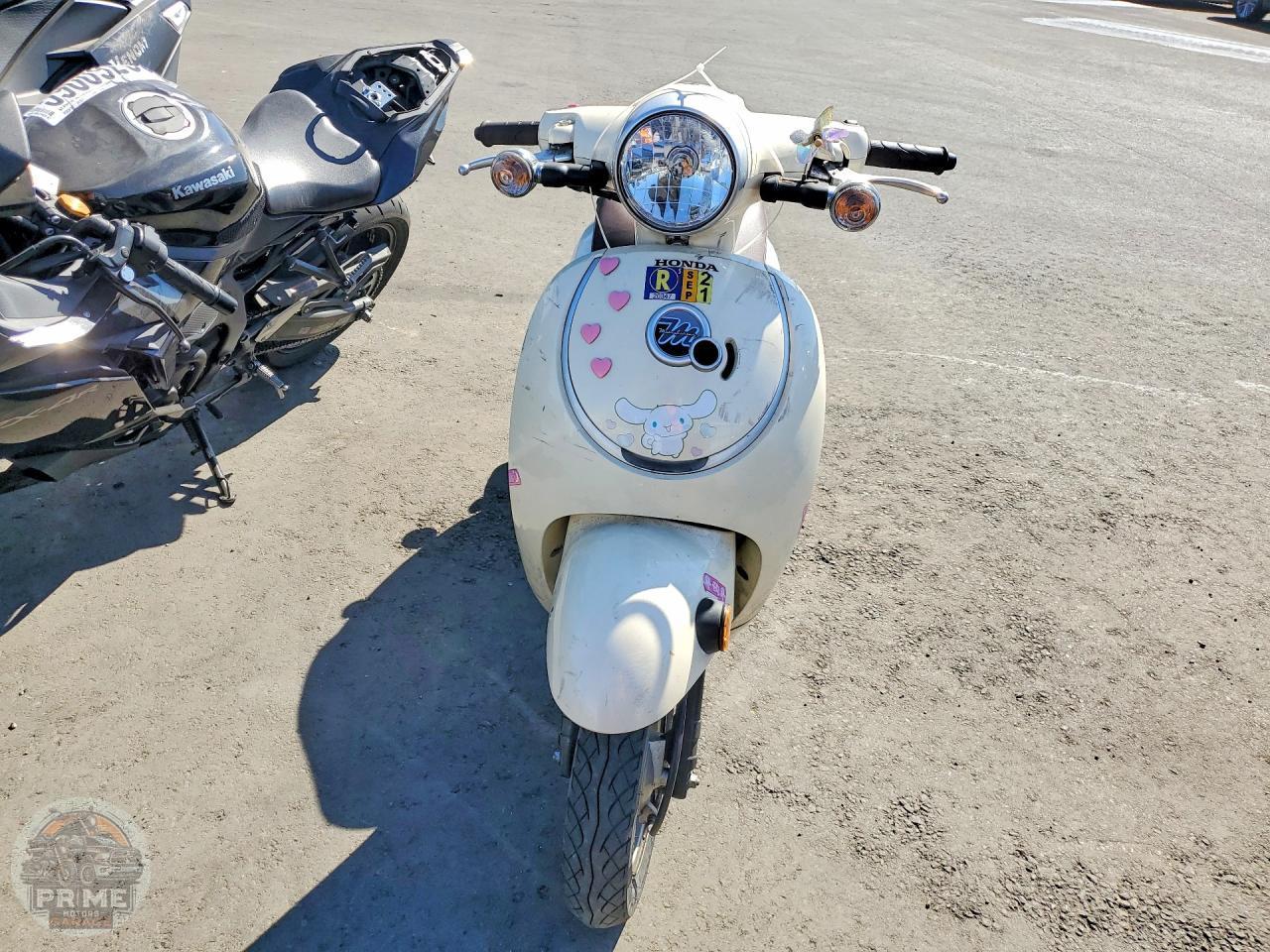 2018 HONDA NCW50 — фото 2