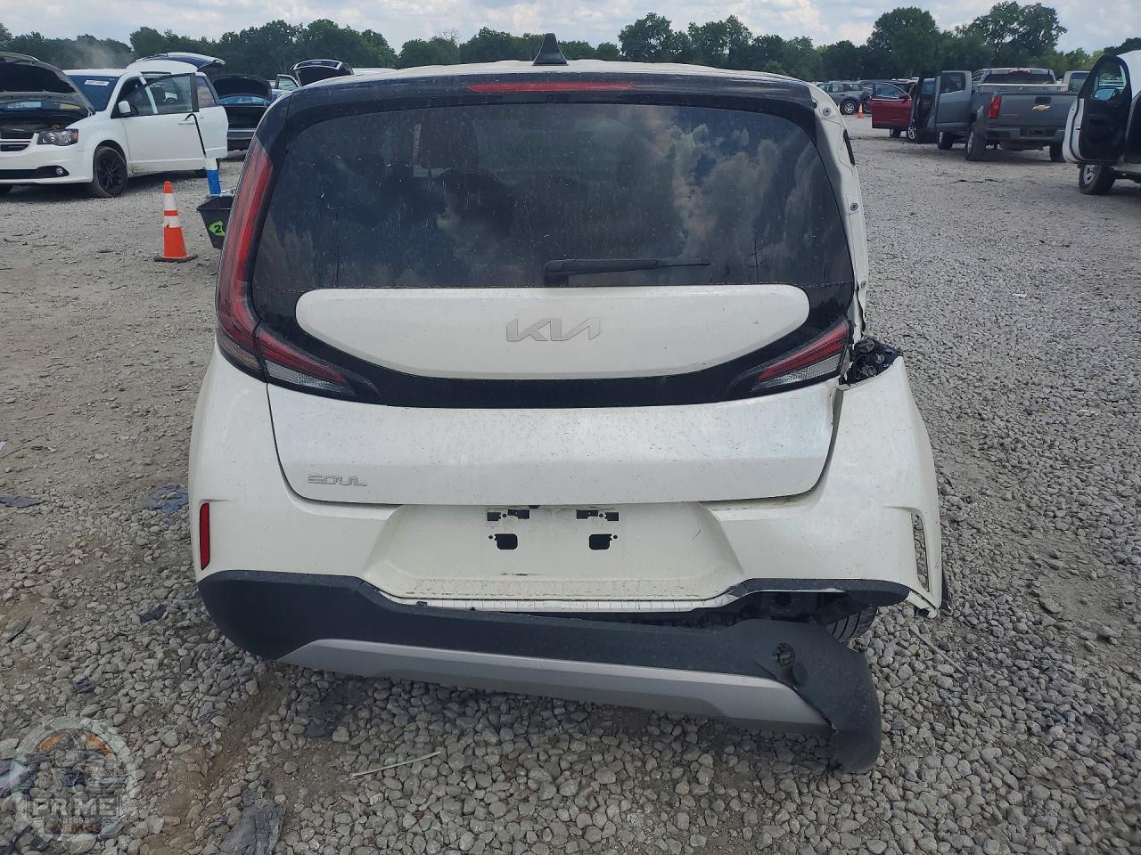 2024 KIA SOUL — фото 6