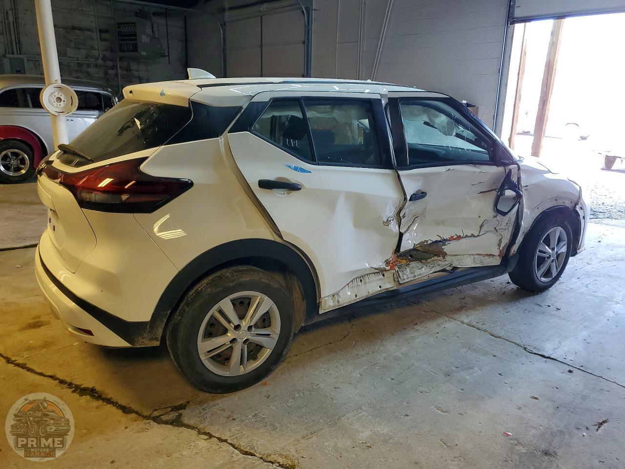 2023 NISSAN KICKS — фото 3