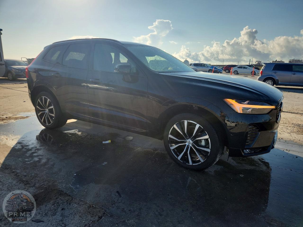 2025 VOLVO XC60 — фото 4