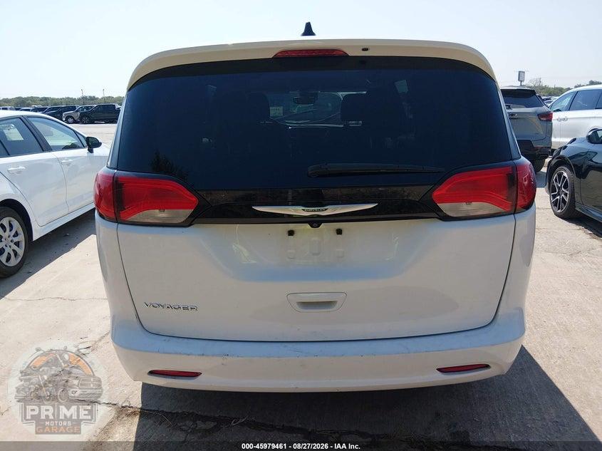 2023 CHRYSLER VOYAGER LX — фото 16