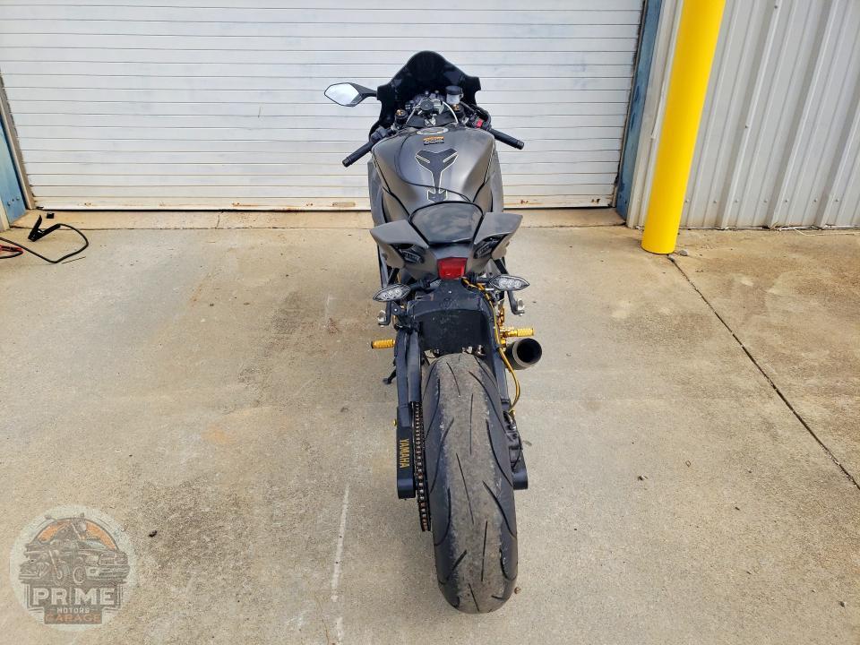 2019 YAMAHA YZFR6 — фото 4