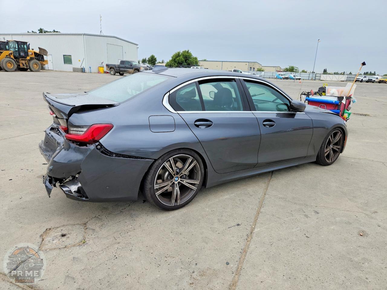 2020 BMW 3 SERIES — фото 3