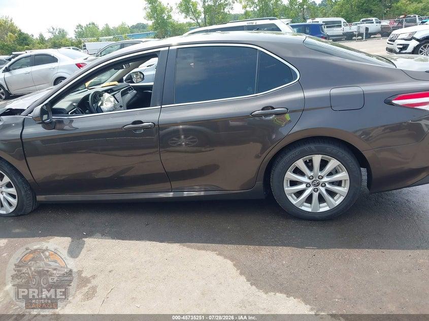 2018 TOYOTA CAMRY LE — фото 14