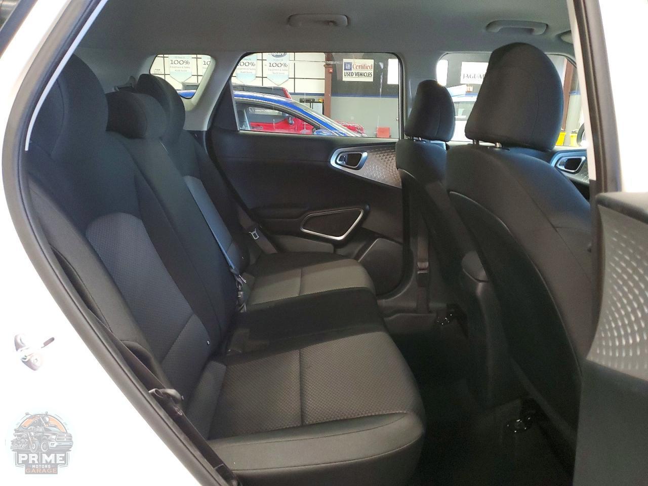 2025 KIA SOUL — фото 10