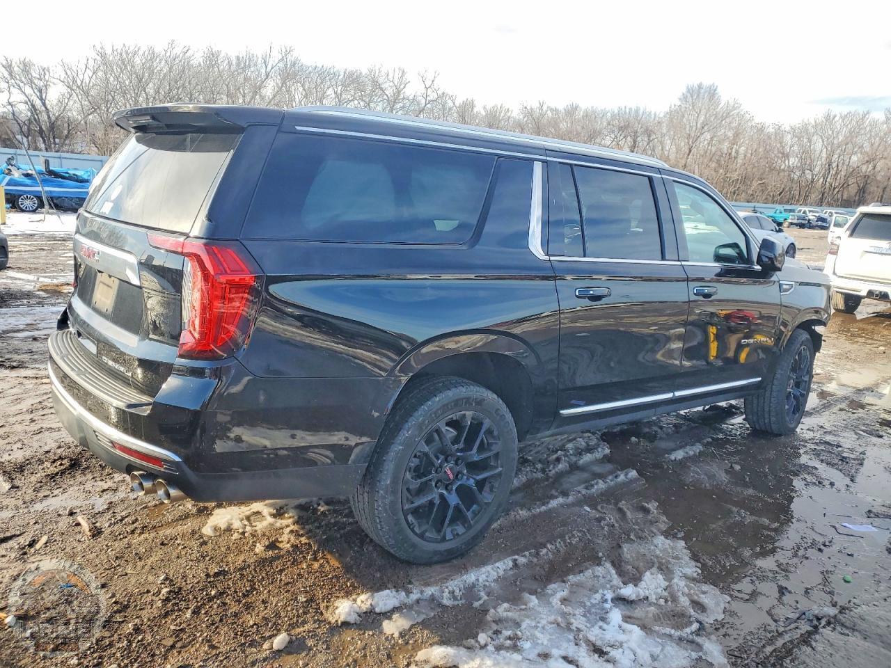 2022 GMC YUKON — фото 1