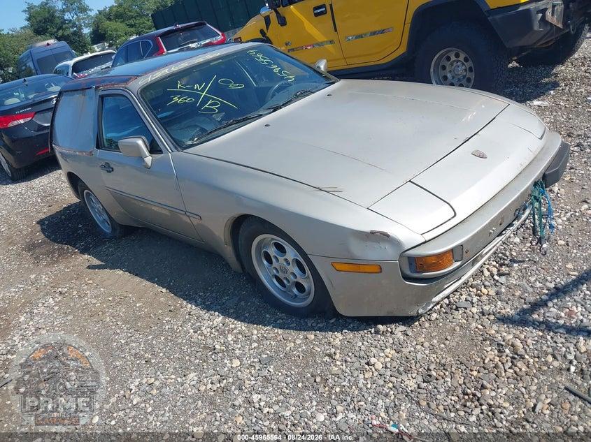 1985 PORSCHE 944 — фото 1