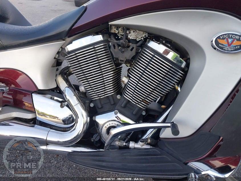 2009 VICTORY MOTORCYCLES VISION TOURING — фото 8