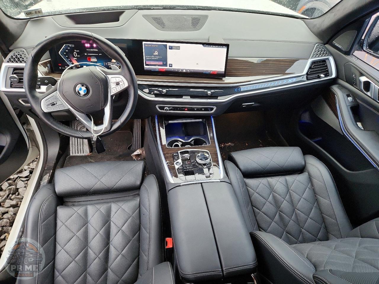 2025 BMW X7 — фото 16