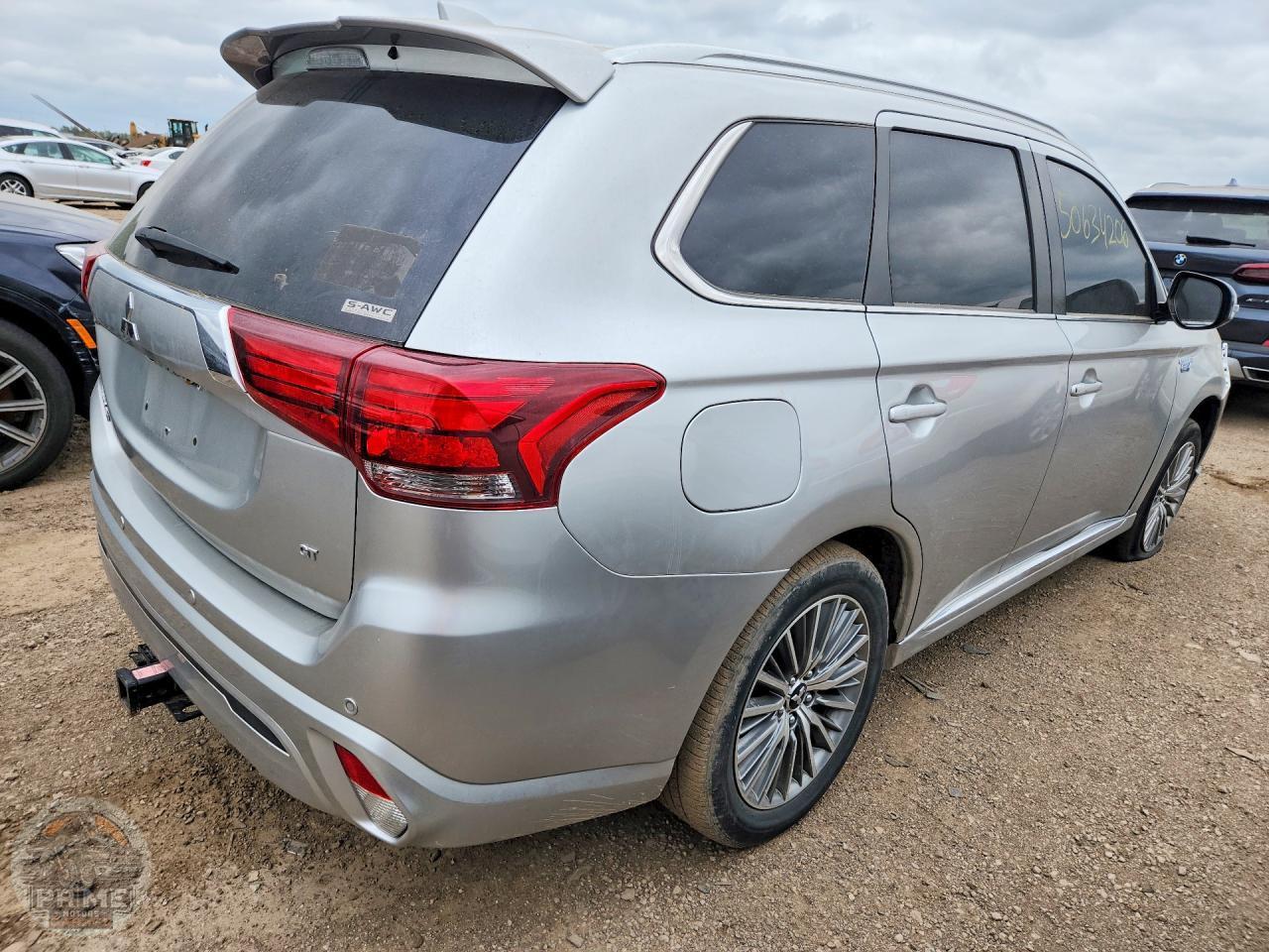2020 MITSUBISHI OUTLANDER — фото 3