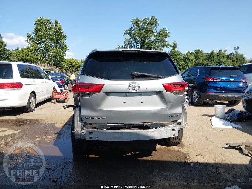 2018 TOYOTA HIGHLANDER LE PLUS — фото 17