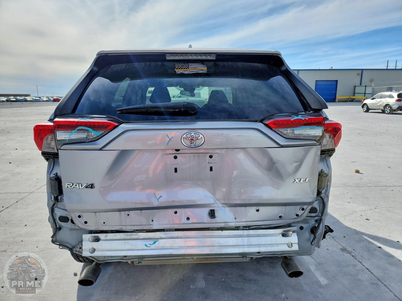 2021 TOYOTA RAV4 — фото 6