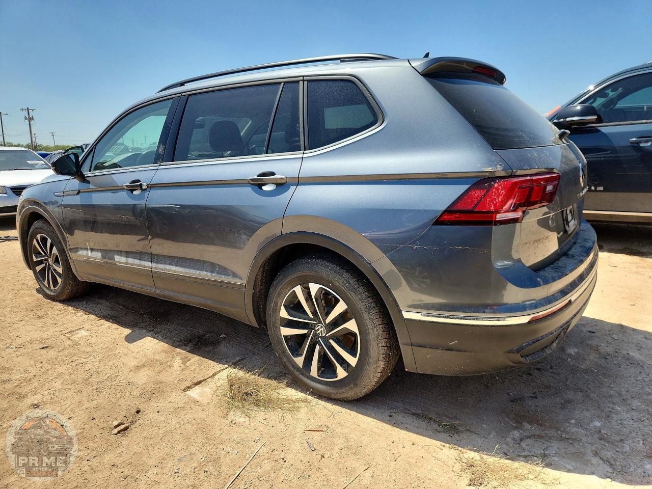 2023 VOLKSWAGEN TIGUAN — фото 2