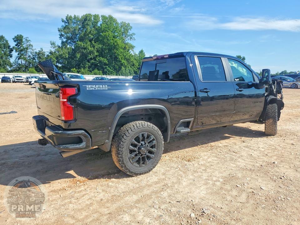 2026 CHEVROLET SILVERADO — фото 3