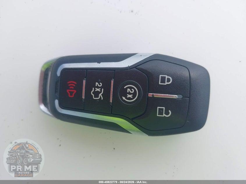 2016 FORD FUSION HYBRID TITANIUM — фото 11
