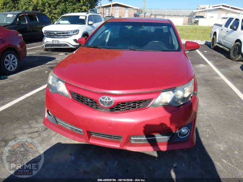 2013 TOYOTA CAMRY SE — фото 12