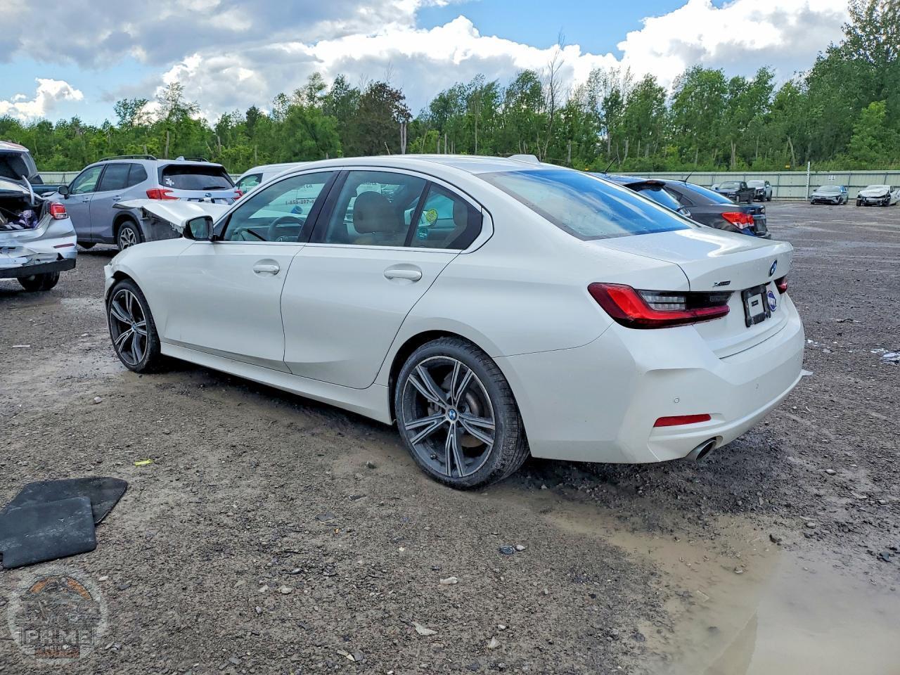 2024 BMW 3 SERIES — фото 2