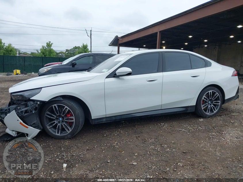 2025 BMW 530I XDRIVE — фото 14