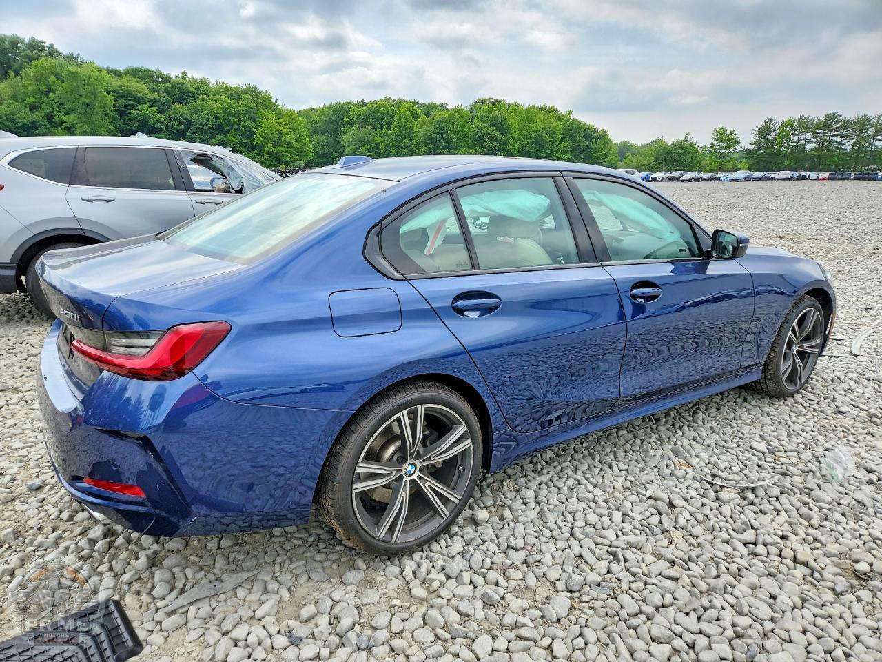 2023 BMW 3 SERIES — фото 3