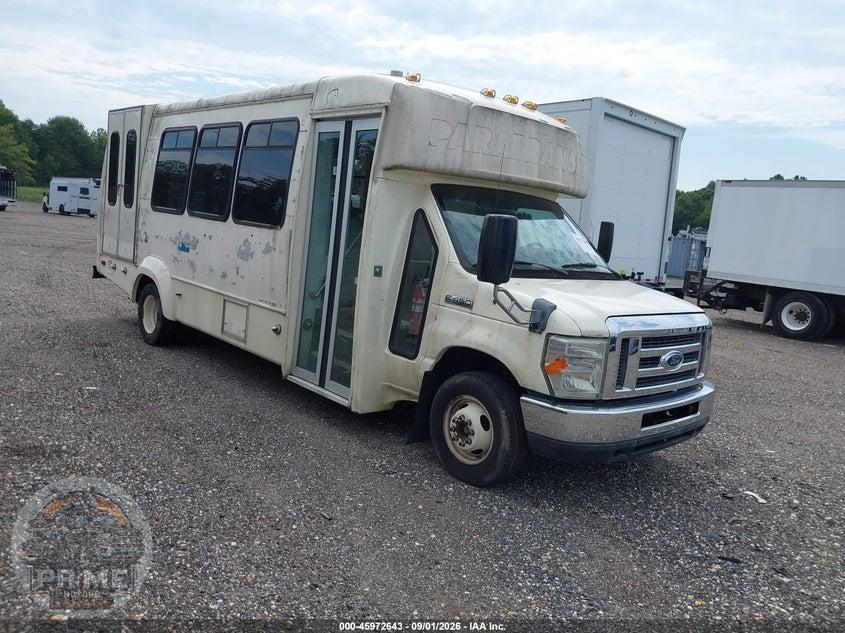 2012 FORD E-450 CUTAWAY — фото 1