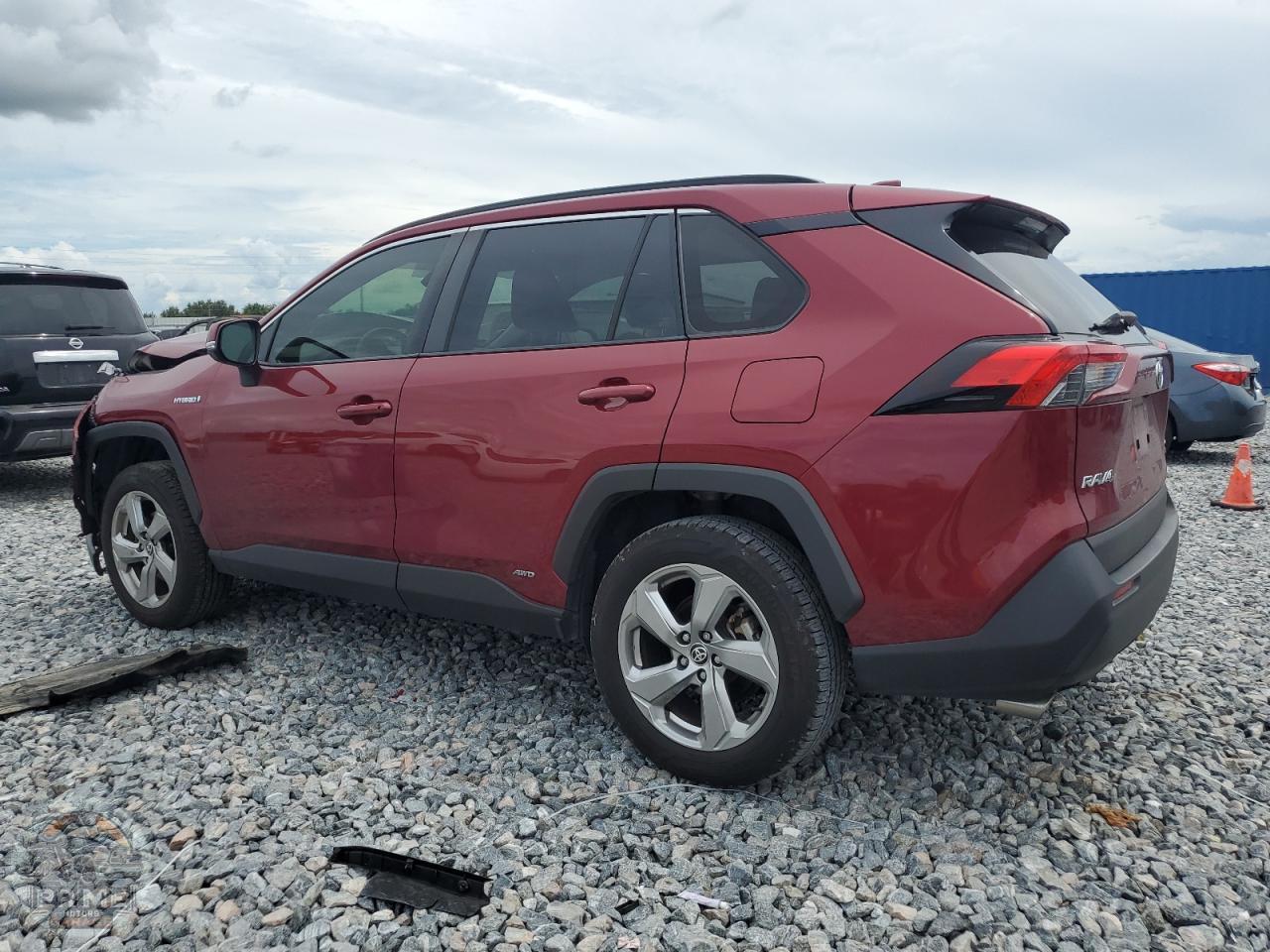 2021 TOYOTA RAV4 — фото 2